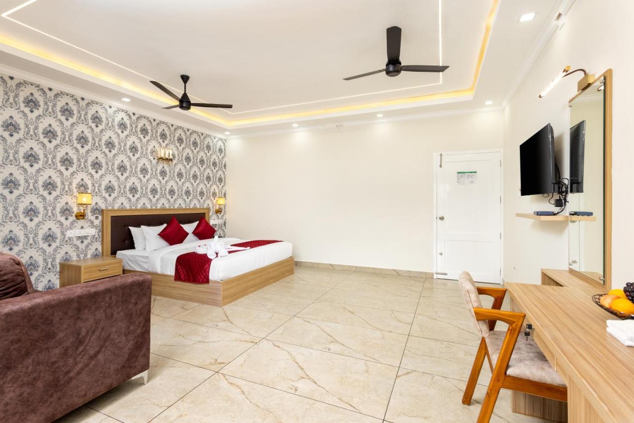 Esaa Airport Hotel Kochi 외부 사진