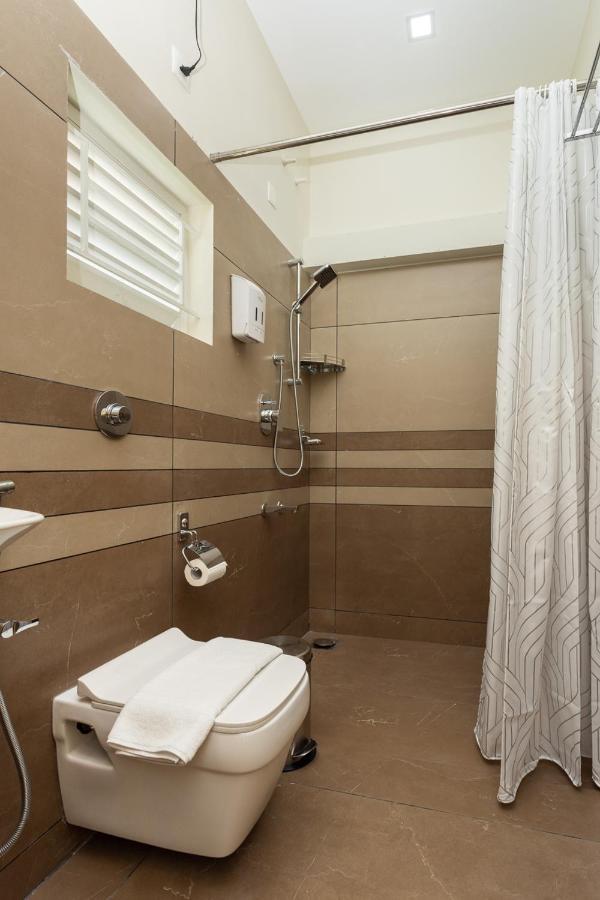 Esaa Airport Hotel Kochi 외부 사진