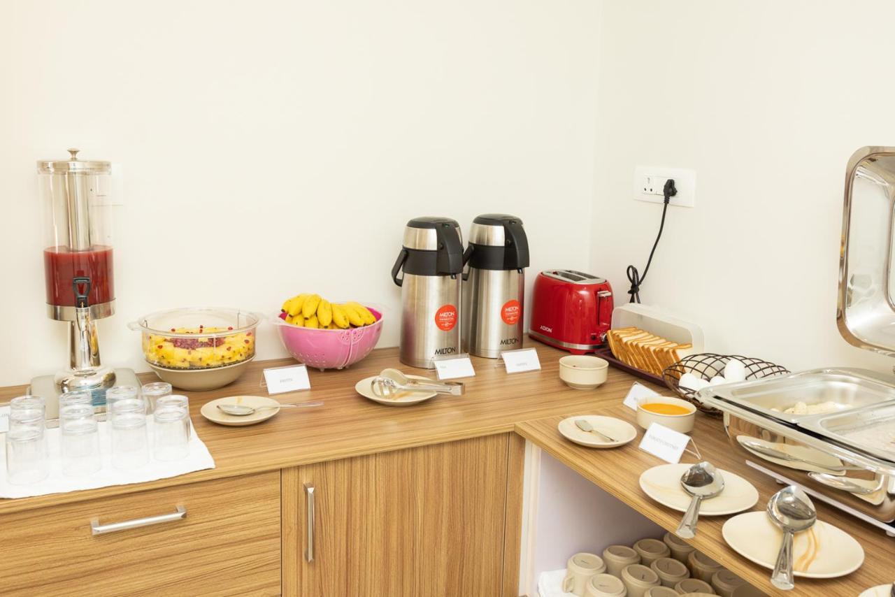 Esaa Airport Hotel Kochi 외부 사진
