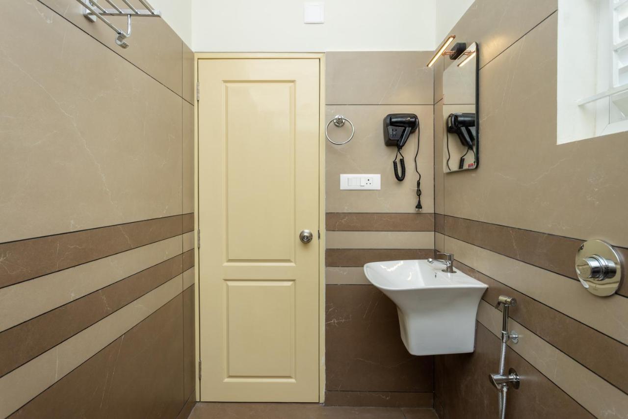 Esaa Airport Hotel Kochi 외부 사진