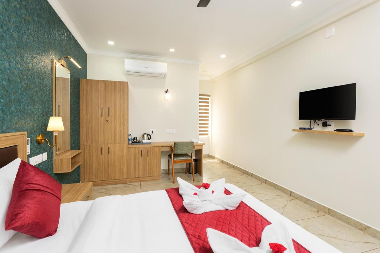 Esaa Airport Hotel Kochi 외부 사진