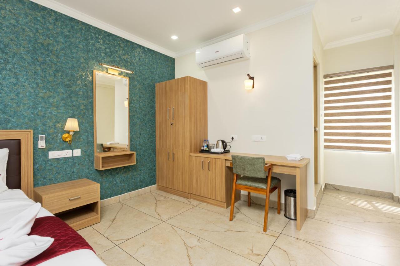 Esaa Airport Hotel Kochi 외부 사진