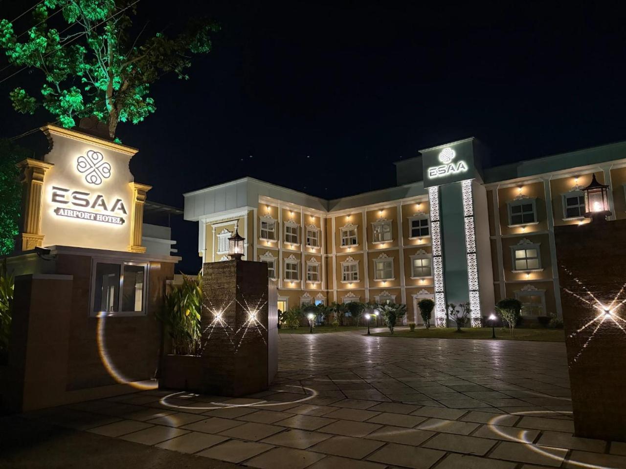 Esaa Airport Hotel Kochi 외부 사진